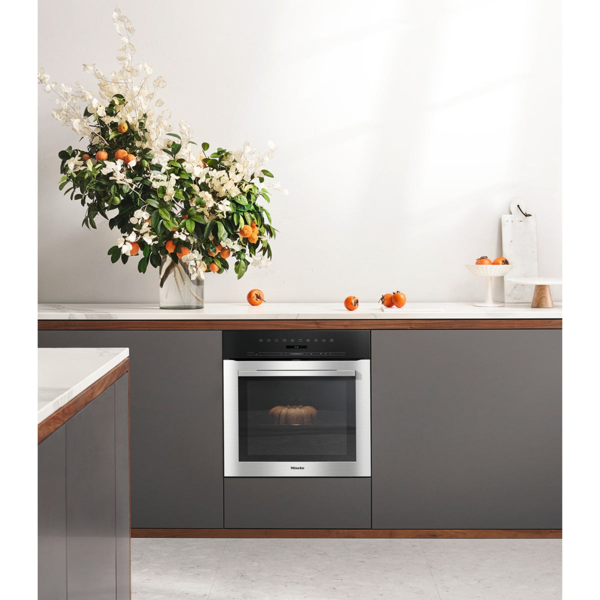 Four encastrable MIELE H7161BP - Pyrolyse - Chaleur pulsée - Porte froide - Rails télescopiques