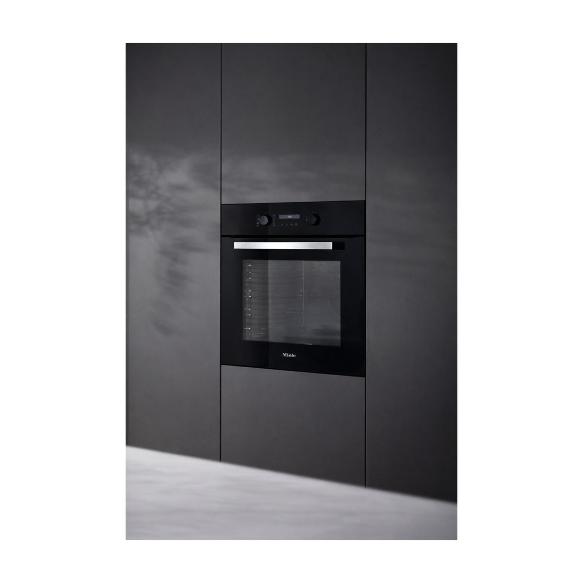 Four encastrable MIELE H 2766 BP - Pyrolyse - Chaleur pulsée - Porte froide - Rails télescopiques