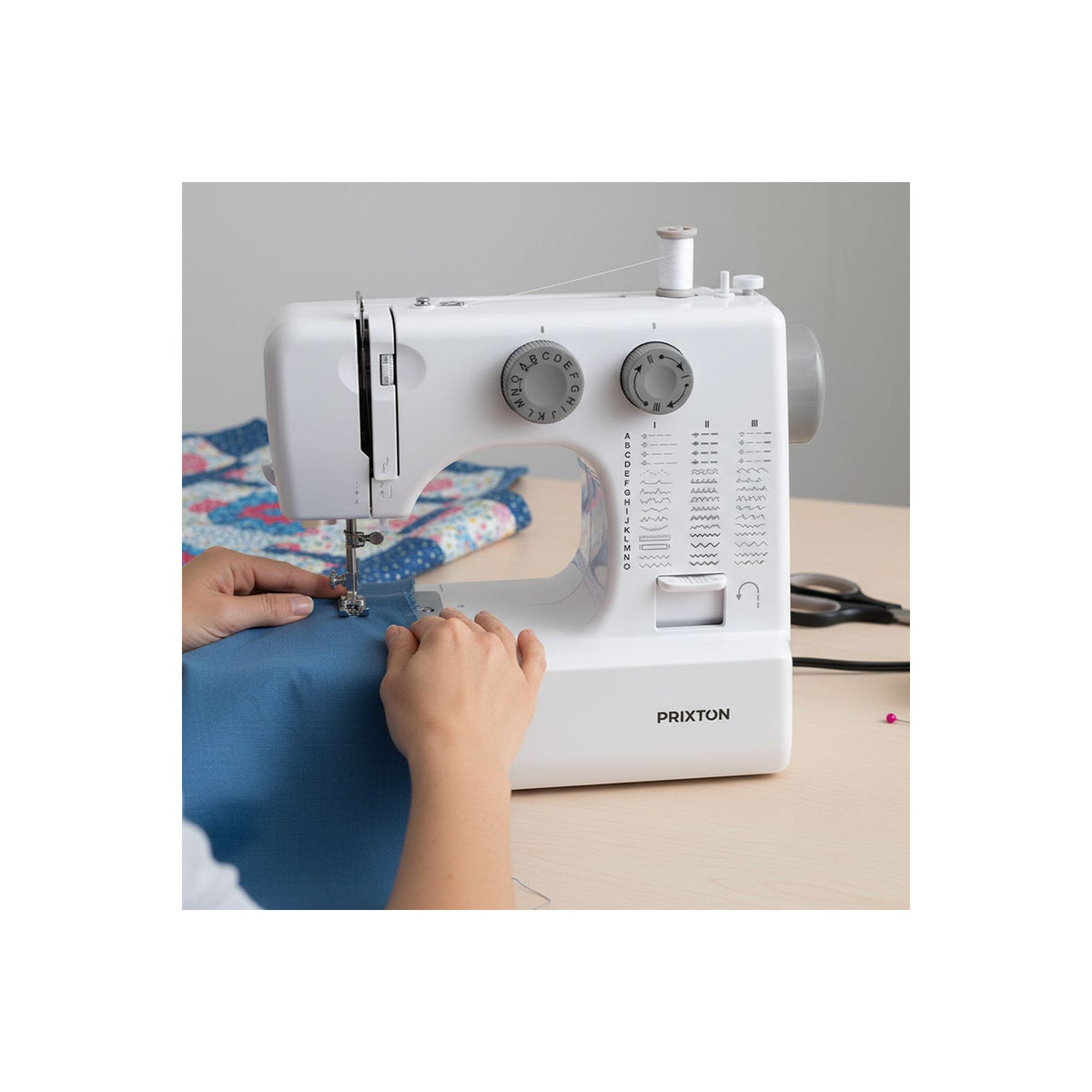 Machine à coudre PRIXTON P135, 45 points, Boutonnière Automatique