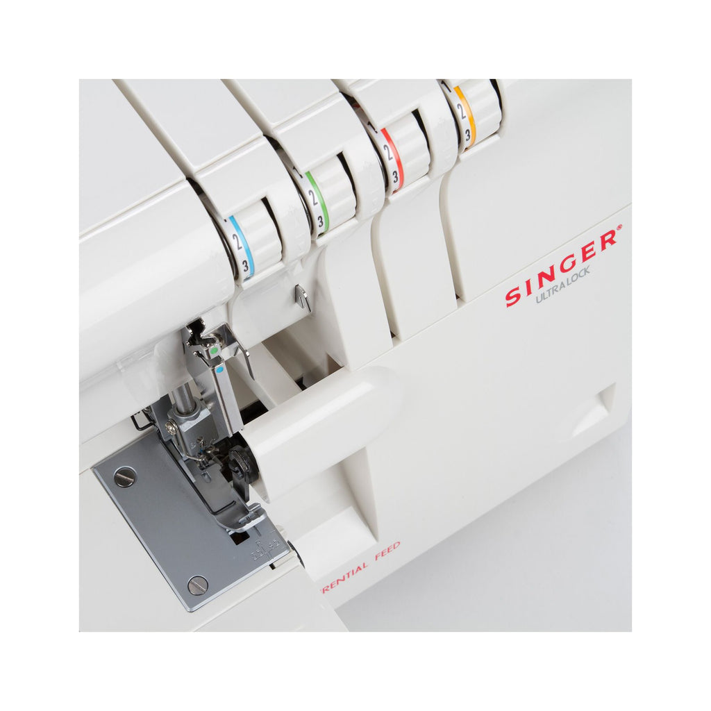 Surjeteuse SINGER 14SH654