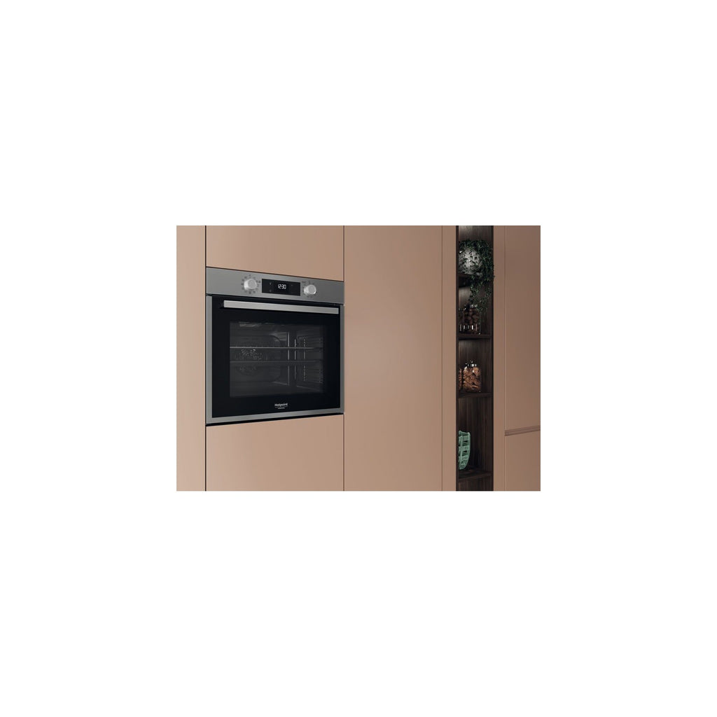 Four encastrable HOTPOINT HAO458CX