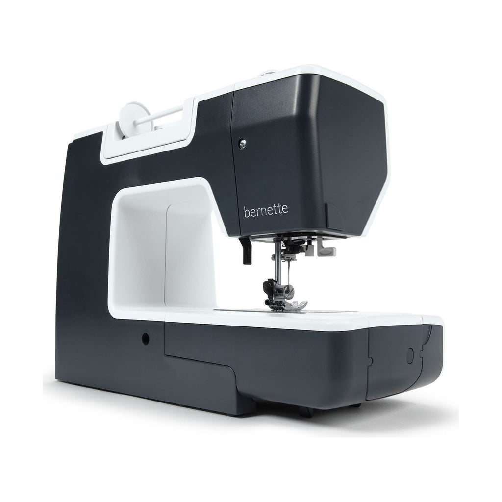 Machine à coudre BERNETTE BY BERNINA B38