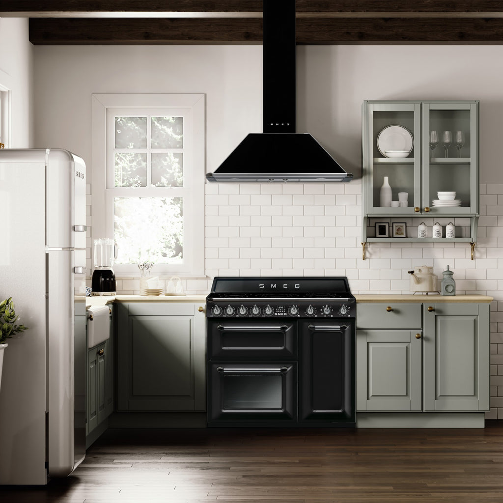 Piano de cuisson induction SMEG TR93IBL2