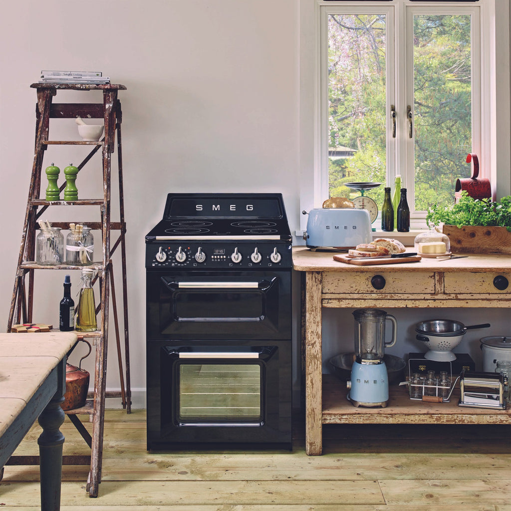 Cuisinière induction SMEG TR62IBL2