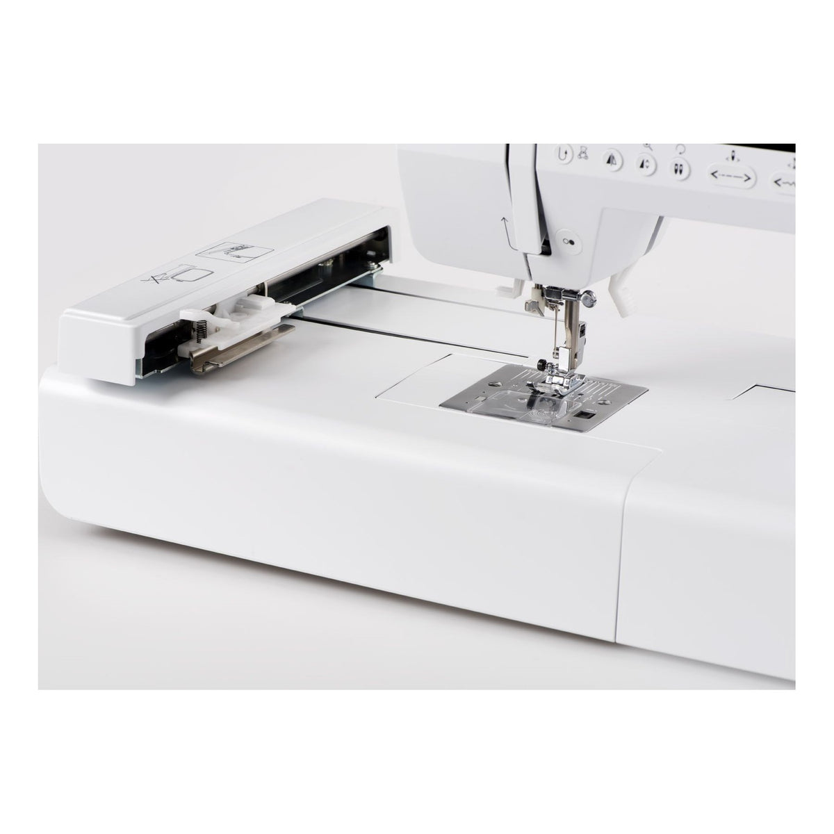 Brodeuse BERNETTE BY BERNINA CHICAGO7