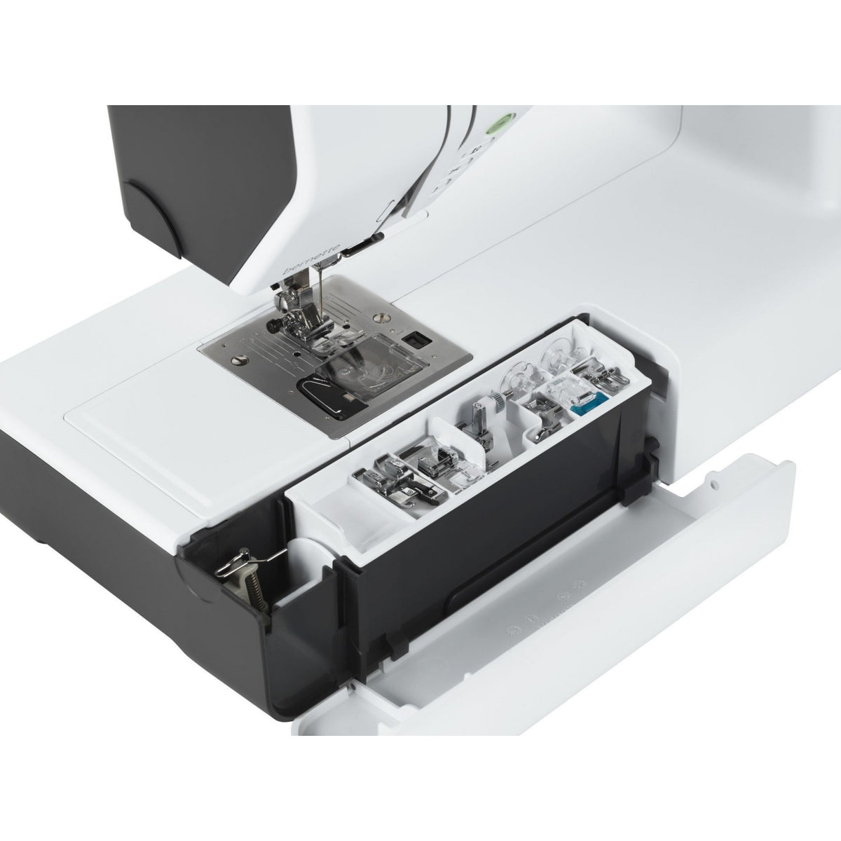 Brodeuse BERNETTE BY BERNINA B79